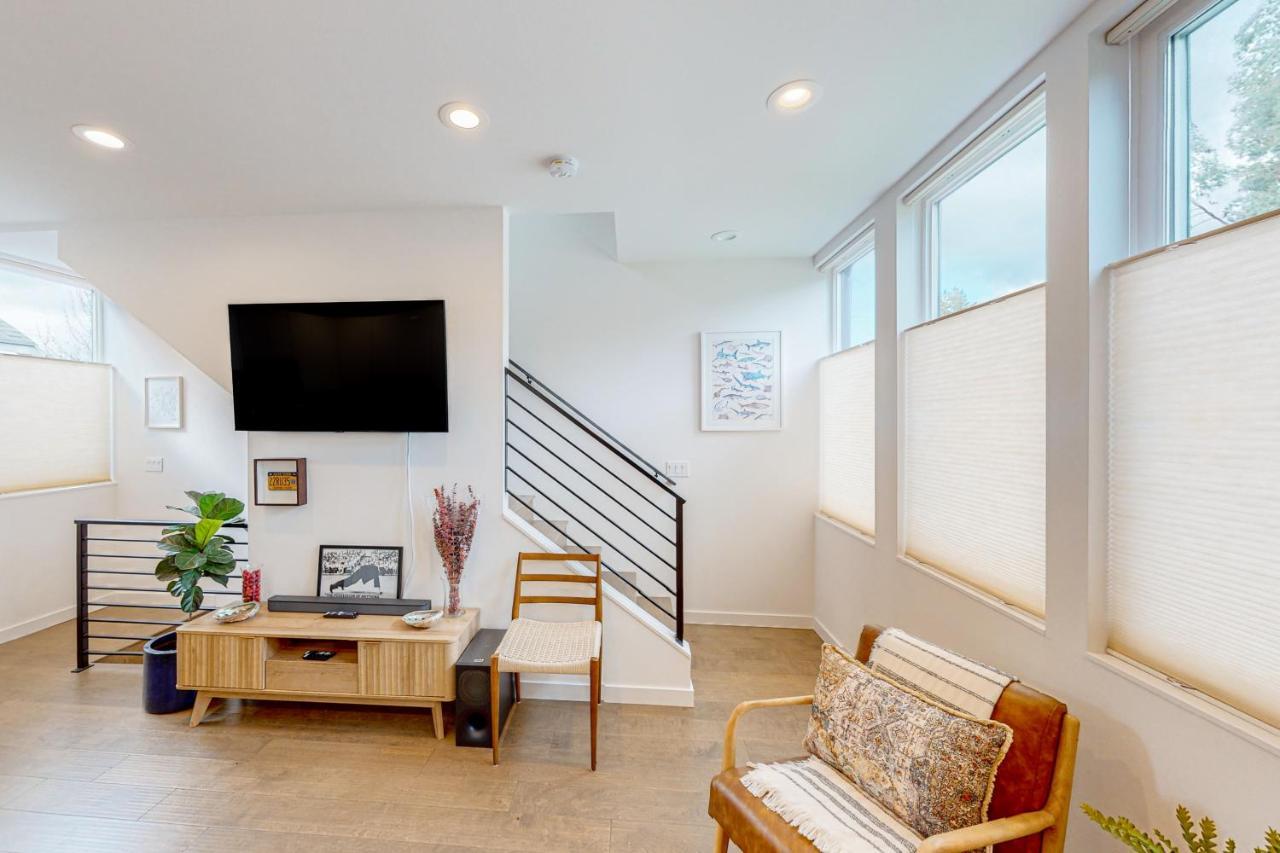 Northlake Nirvana Seattle Luaran gambar