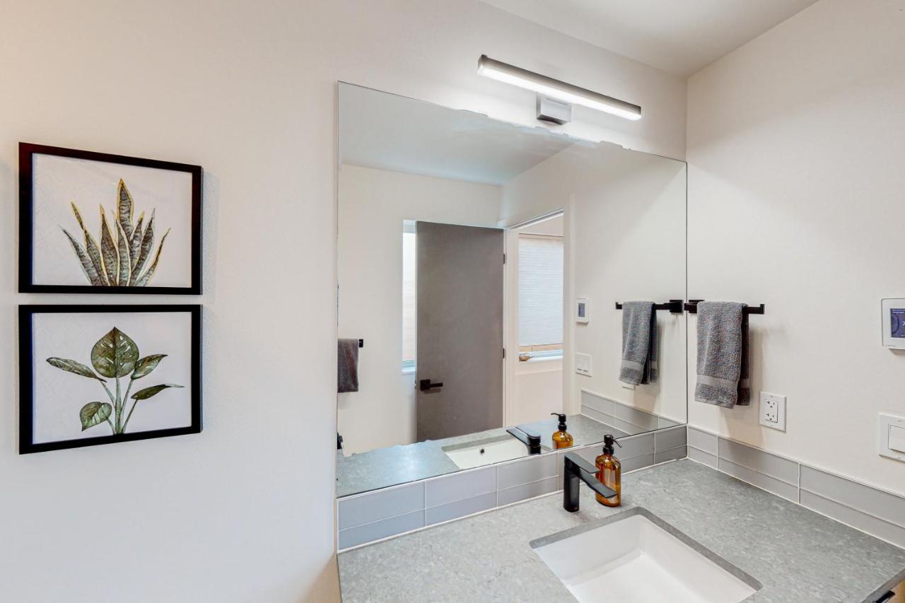 Northlake Nirvana Seattle Luaran gambar