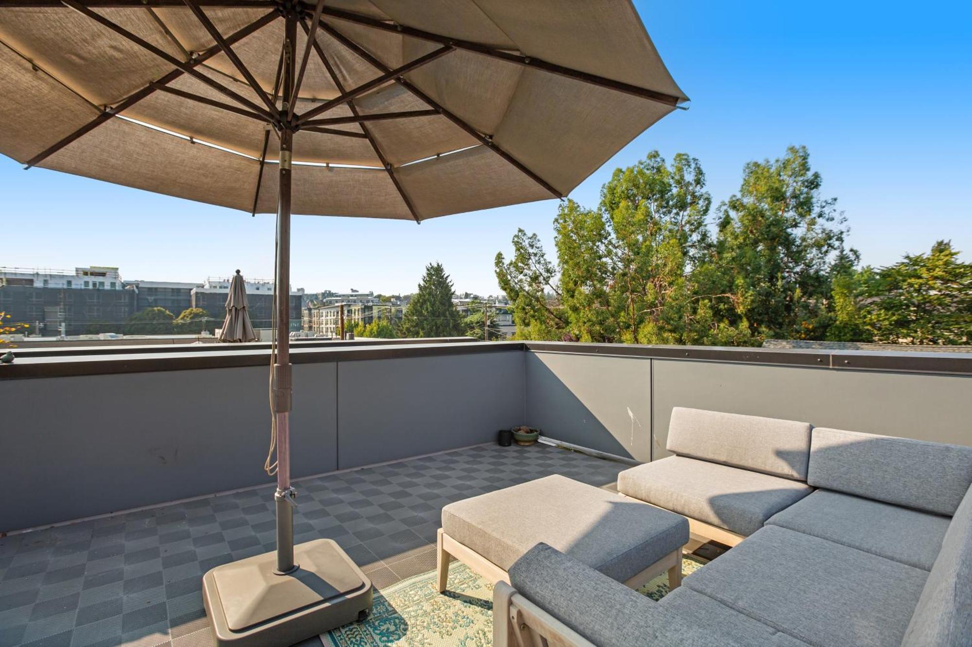 Northlake Nirvana Seattle Luaran gambar